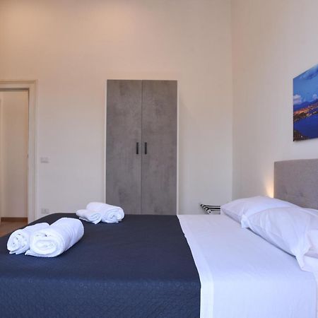Downtown Umberto 74 Appartement Napels Buitenkant foto