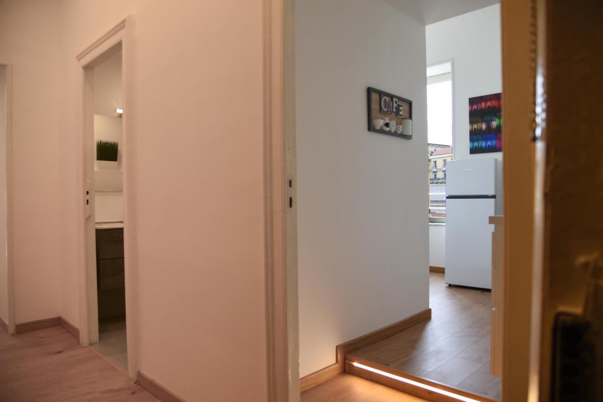 Downtown Umberto 74 Appartement Napels Buitenkant foto